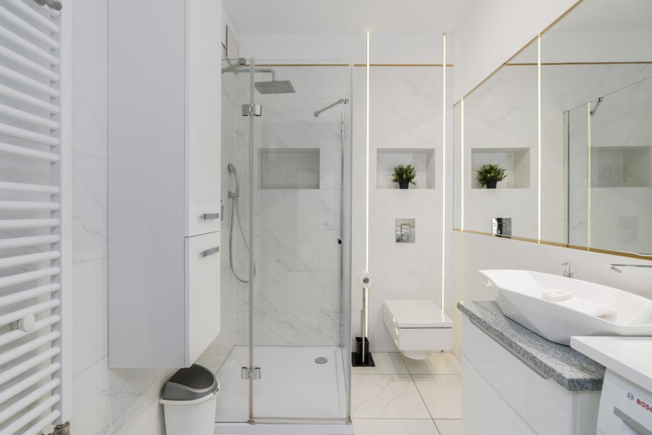 Apartment Rozana Poznan By Noclegi Renters Екстер'єр фото