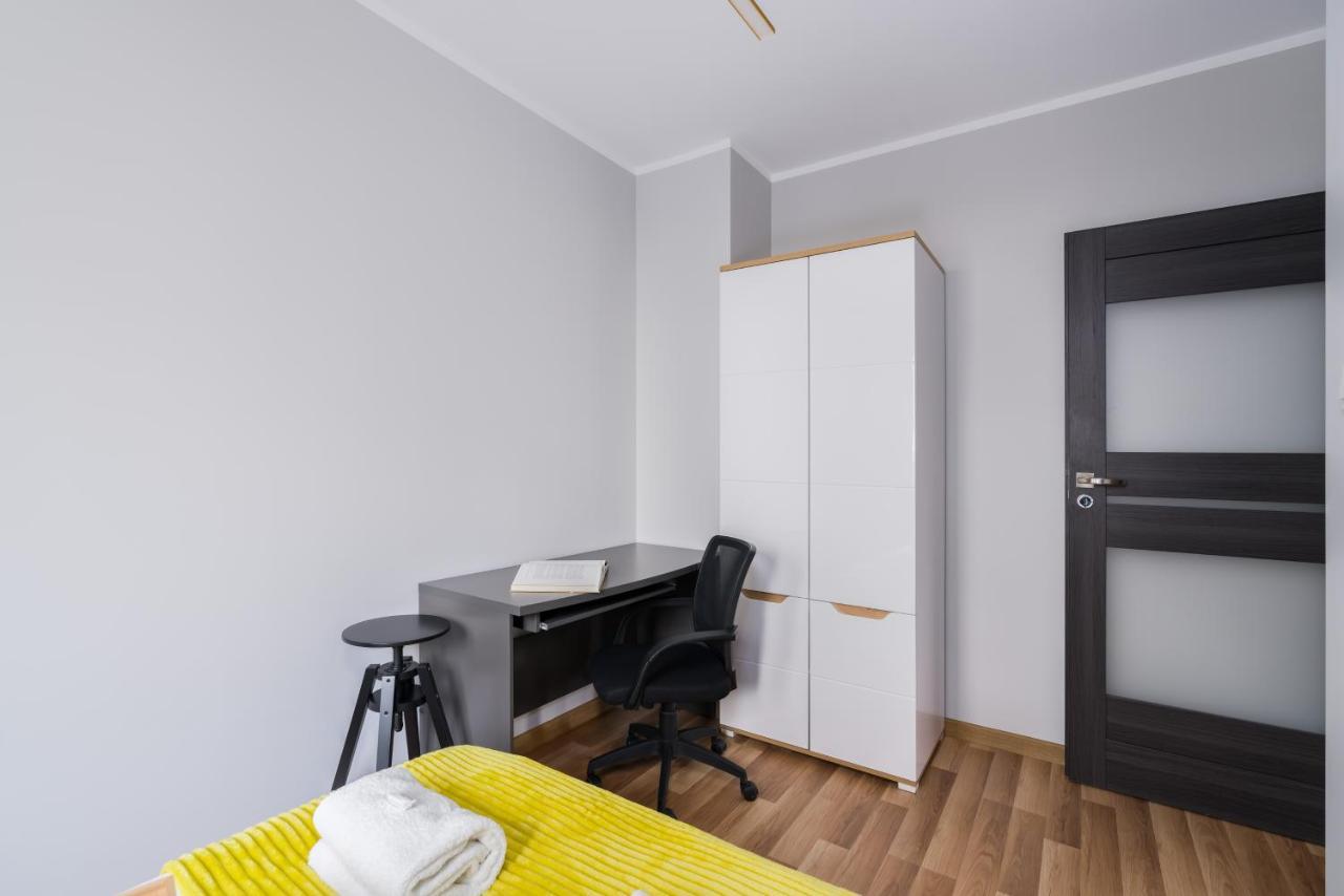 Apartment Rozana Poznan By Noclegi Renters Екстер'єр фото