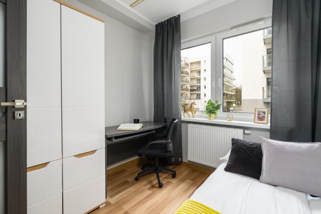 Apartment Rozana Poznan By Noclegi Renters Екстер'єр фото