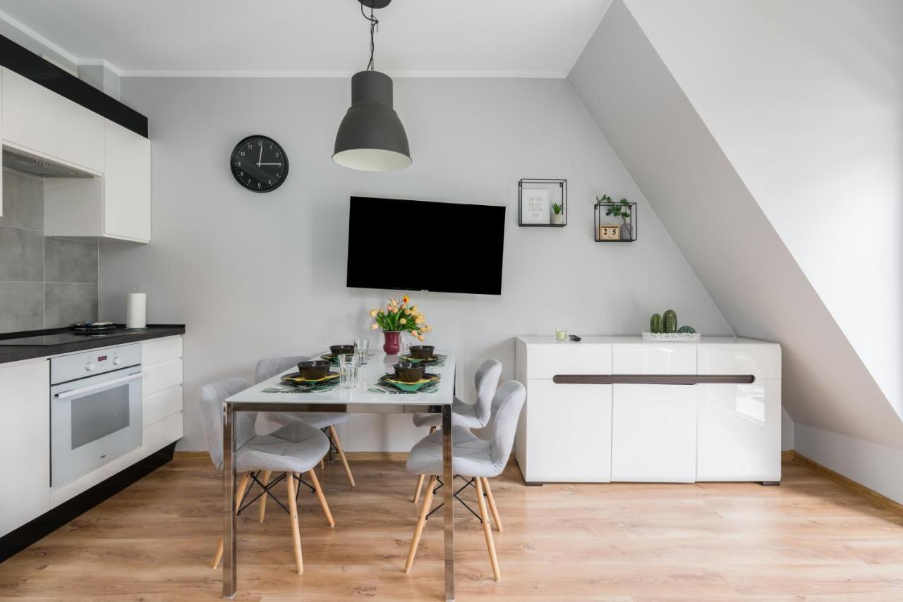 Apartment Rozana Poznan By Noclegi Renters Екстер'єр фото