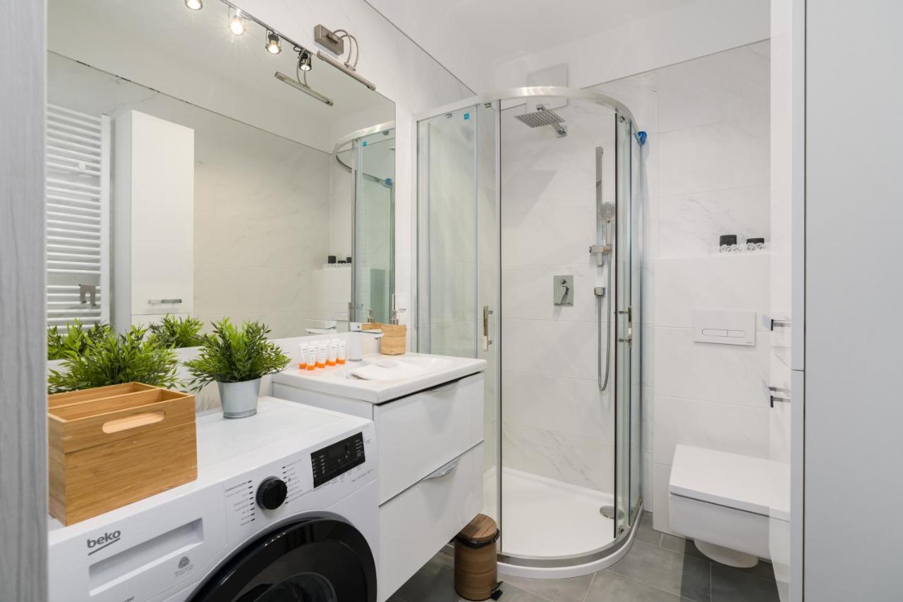 Apartment Rozana Poznan By Noclegi Renters Екстер'єр фото